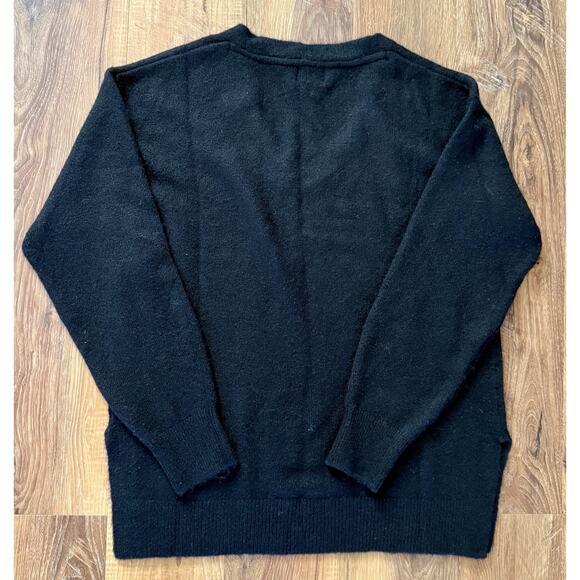 H&M Sweater Womens Size XS Black V-Neck Pullover Poly, Wool‎ Blend GUC - Picture 2 of 9